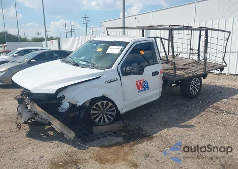 2016 Ford F150 z USA, uszkodzony, nr VIN 1FTMF1C8XGKD33957